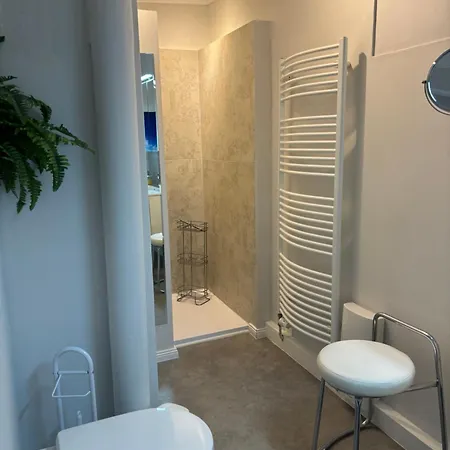 شقة Ambiente Am Breiten Tor 2